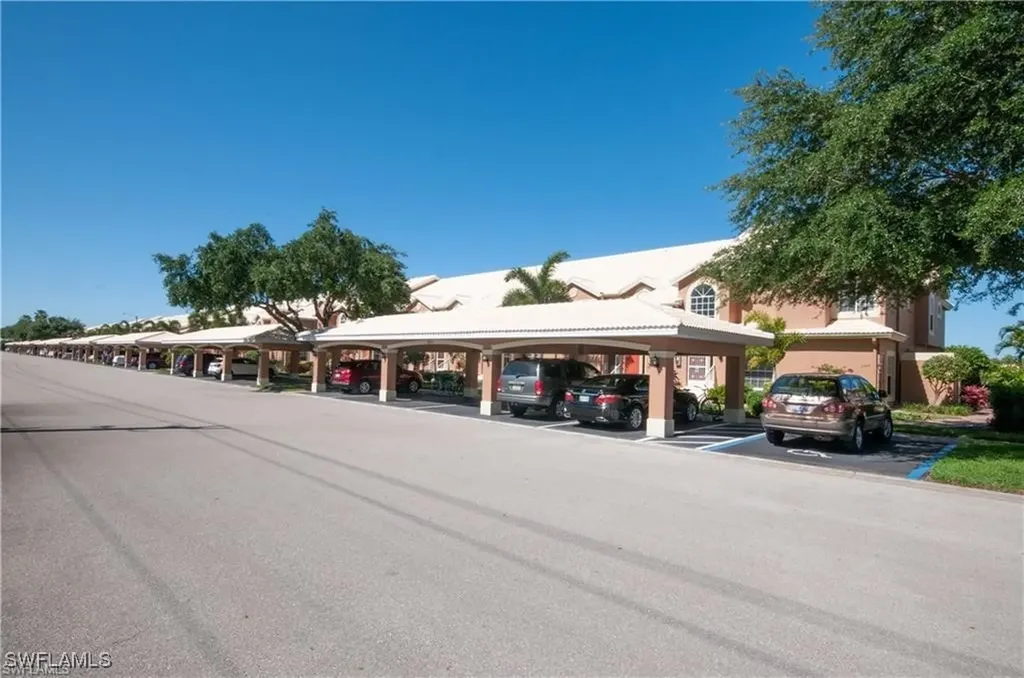 28064 Cavendish Court Bonita Springs FL 34135