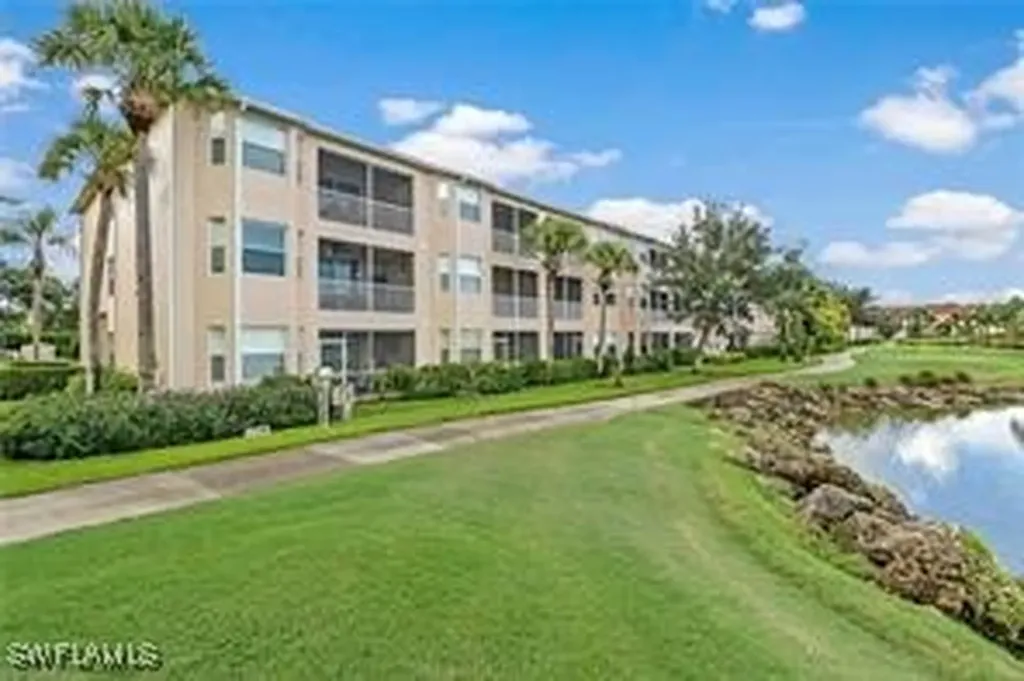2730 Cypress Trace Circle Naples FL 34119