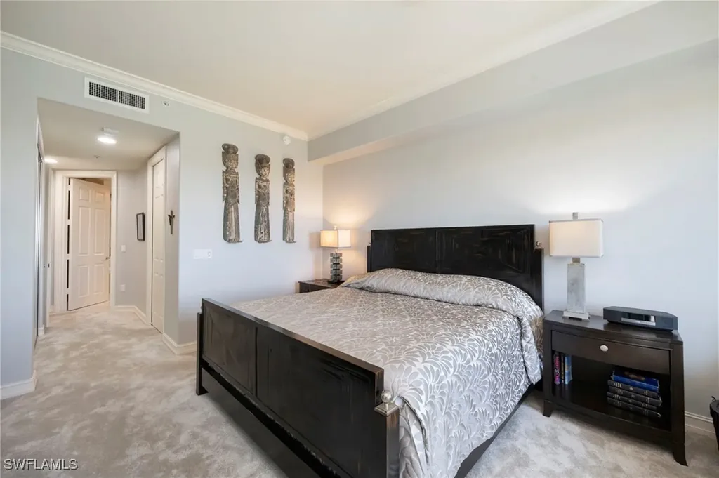 2748 Tiburon Boulevard E Naples FL 34109