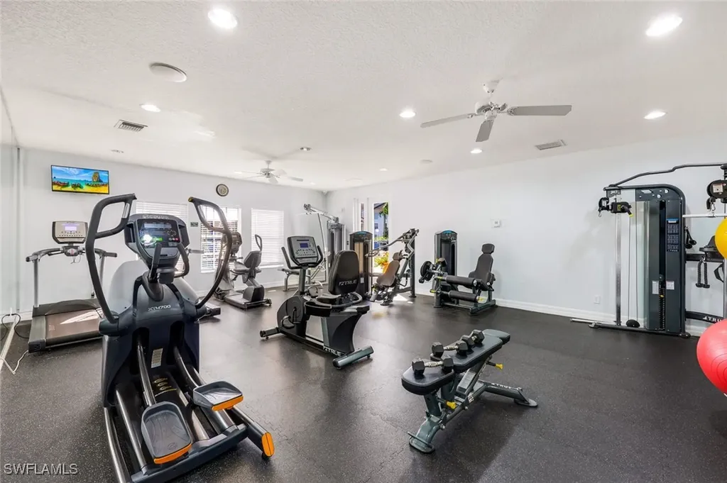 4620 Saint Croix Lane Naples FL 34109