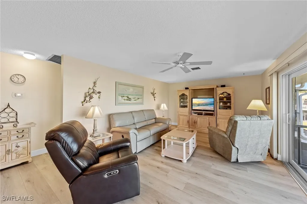 105 Harrison Road Naples FL 34112