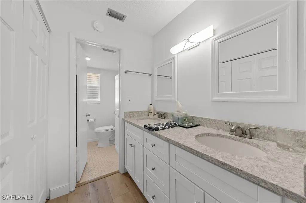 105 Harrison Road Naples FL 34112