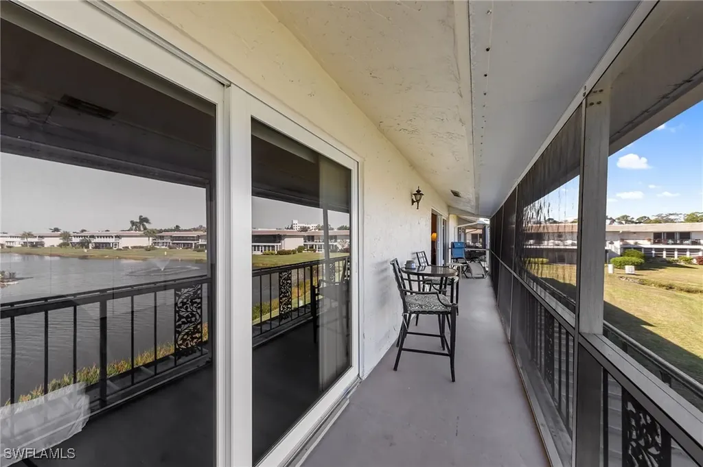 105 Harrison Road Naples FL 34112