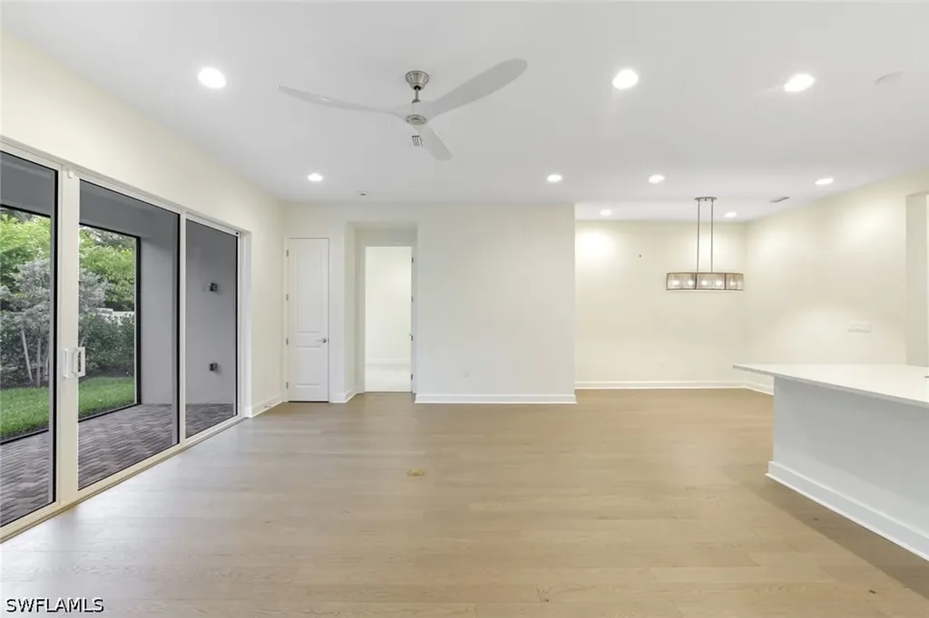 2687 Ridgecrest Place Naples FL 34112
