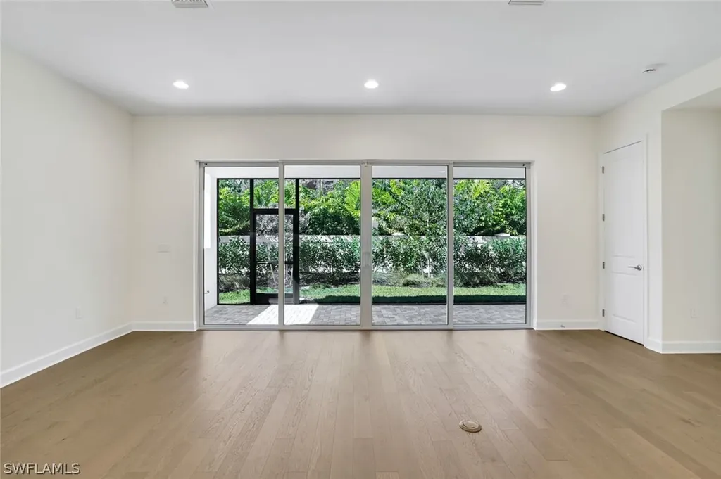 2687 Ridgecrest Place Naples FL 34112