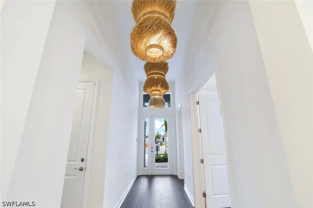 2687 Ridgecrest Place Naples FL 34112