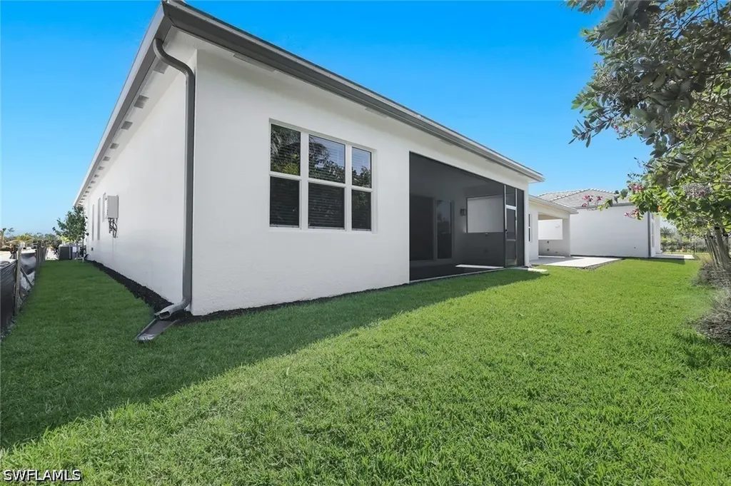 2687 Ridgecrest Place Naples FL 34112
