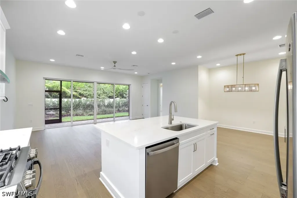 2687 Ridgecrest Place Naples FL 34112