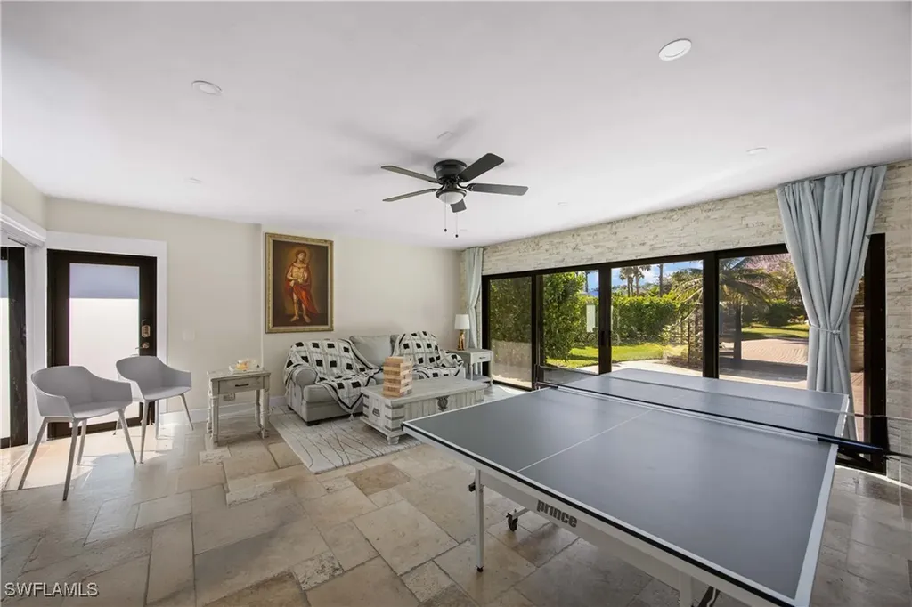 1890 Oakes Boulevard Naples FL 34119