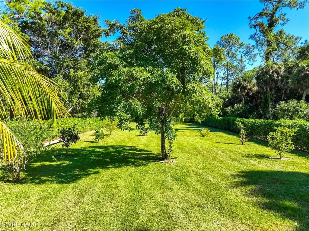 1890 Oakes Boulevard Naples FL 34119