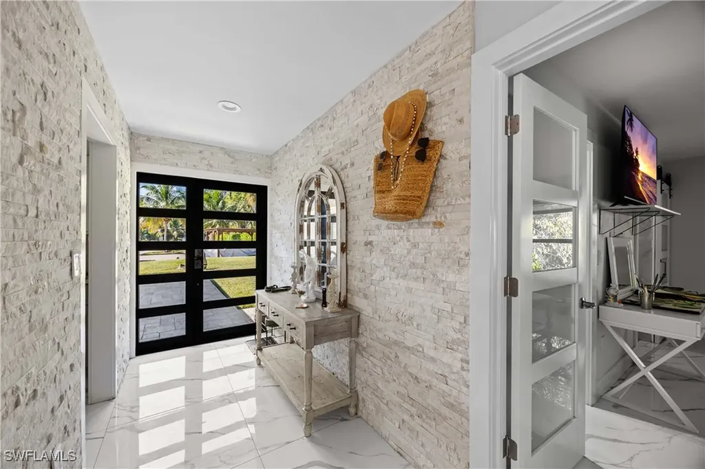 1890 Oakes Boulevard Naples FL 34119