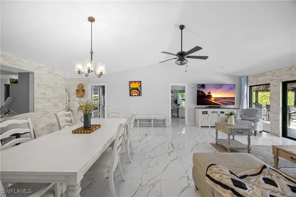 1890 Oakes Boulevard Naples FL 34119