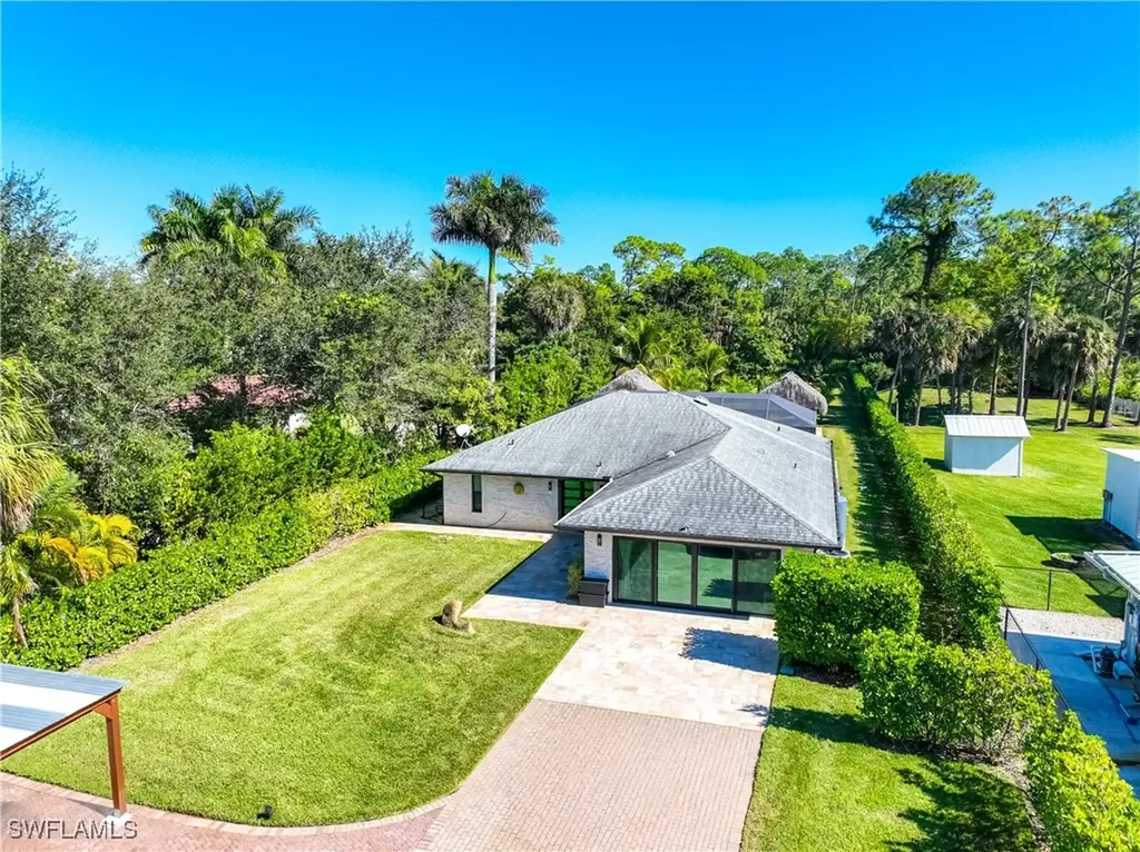 1890 Oakes Boulevard Naples FL 34119