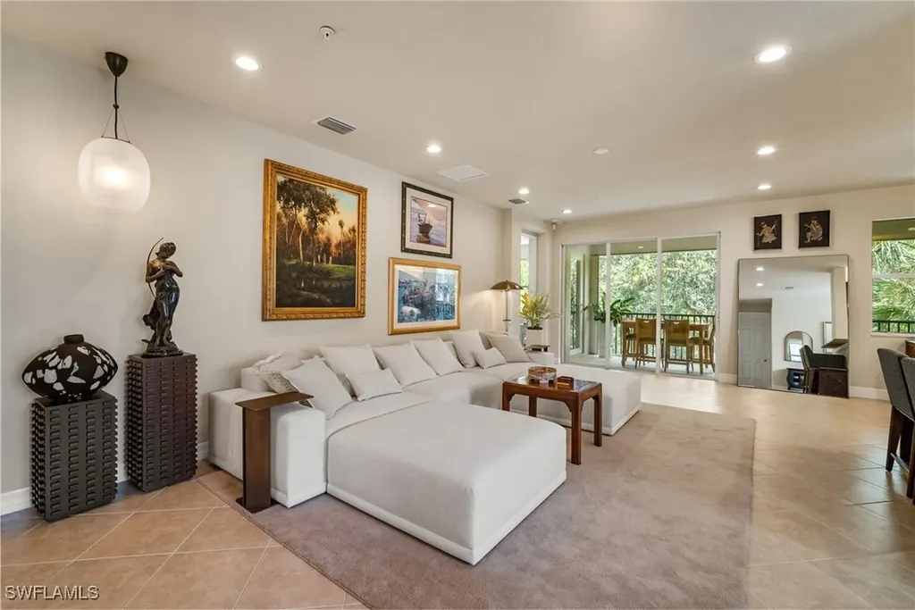 Naples FL, 6510 Monterey Point, Unit 204