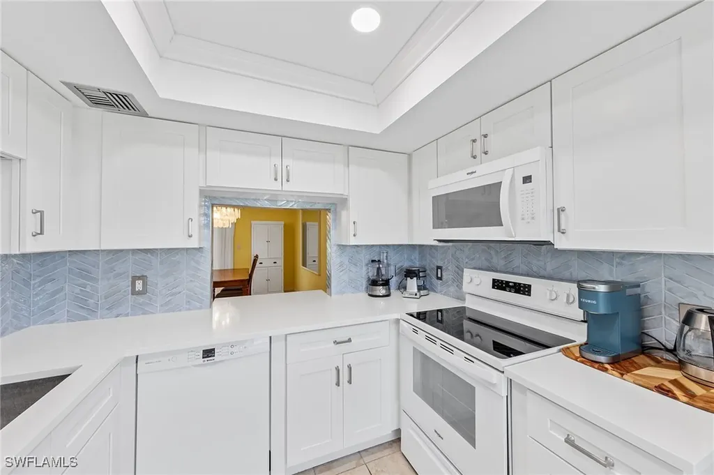 378 Palm Drive Naples FL 34112