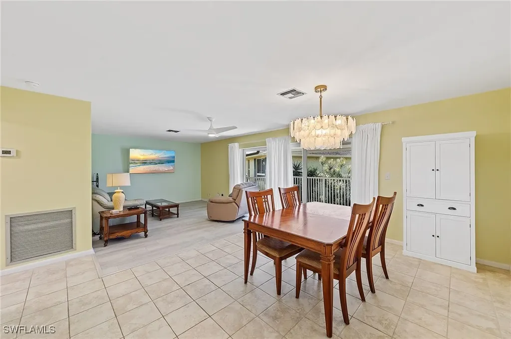 378 Palm Drive Naples FL 34112