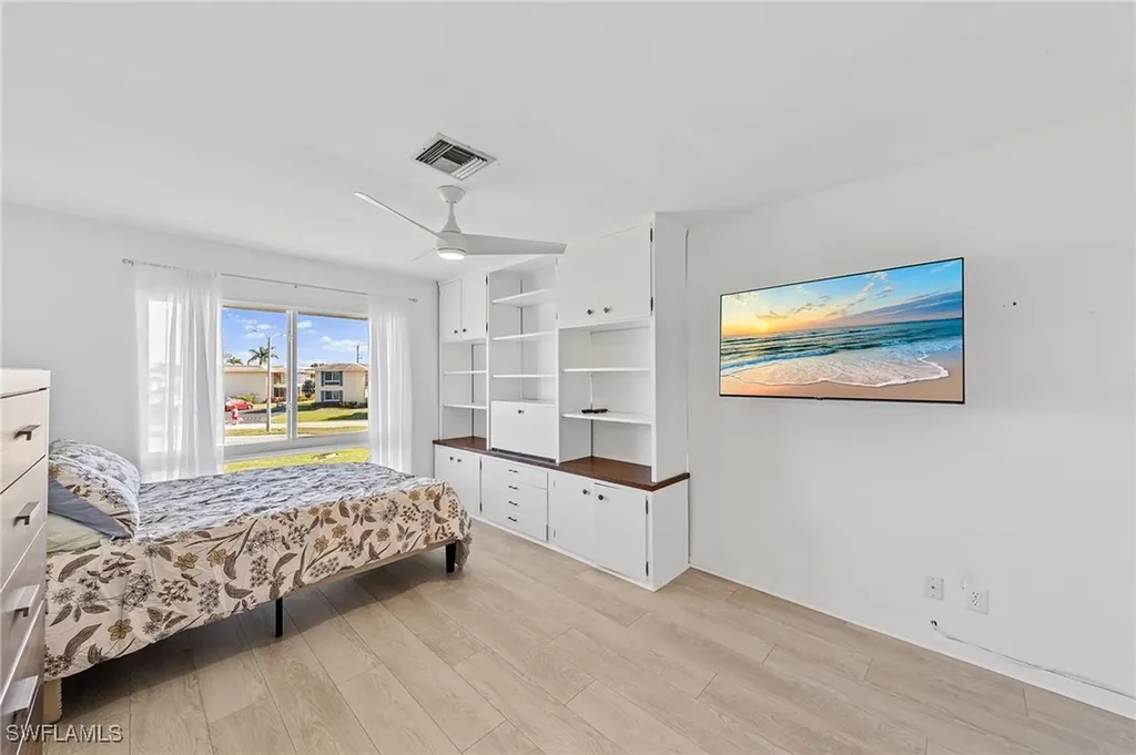 378 Palm Drive Naples FL 34112