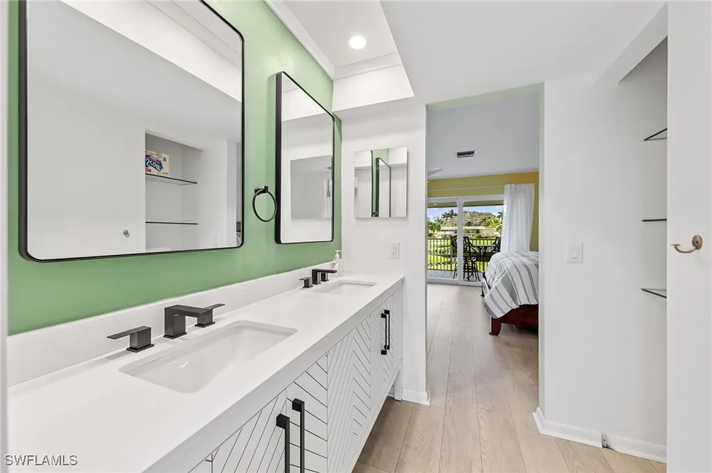 378 Palm Drive Naples FL 34112