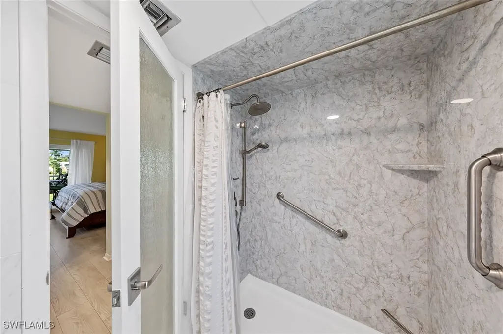 378 Palm Drive Naples FL 34112