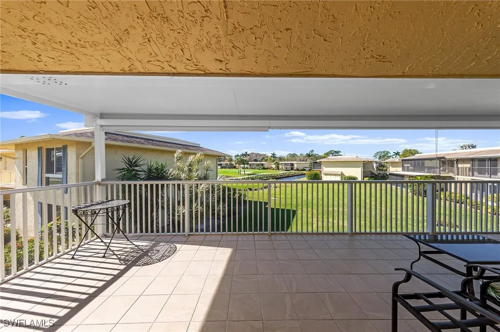 378 Palm Drive Naples FL 34112