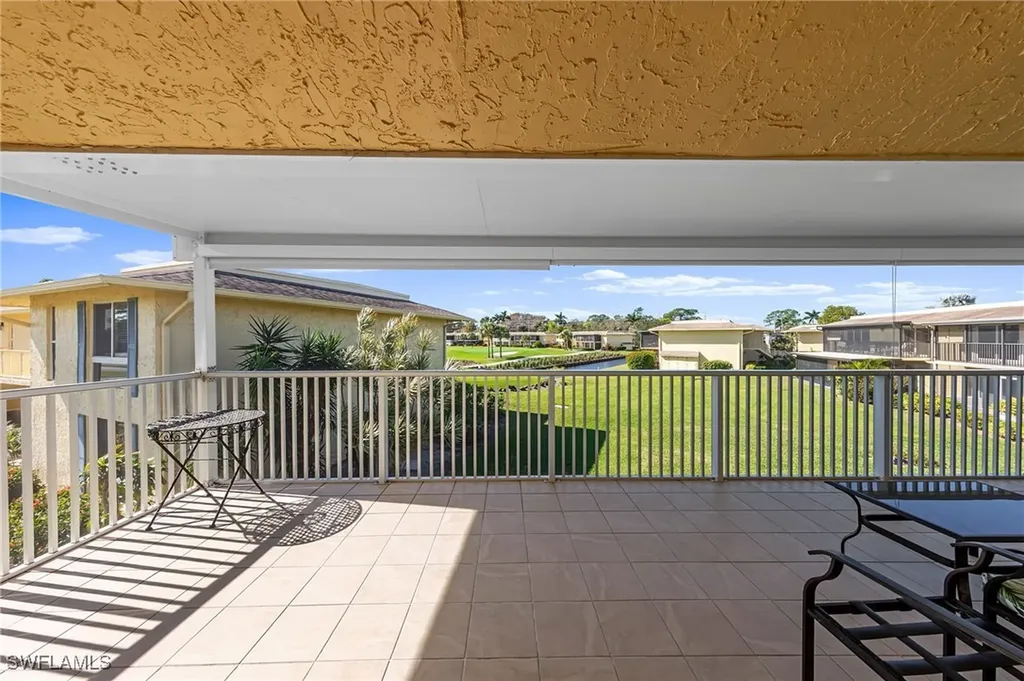 378 Palm Drive Naples FL 34112