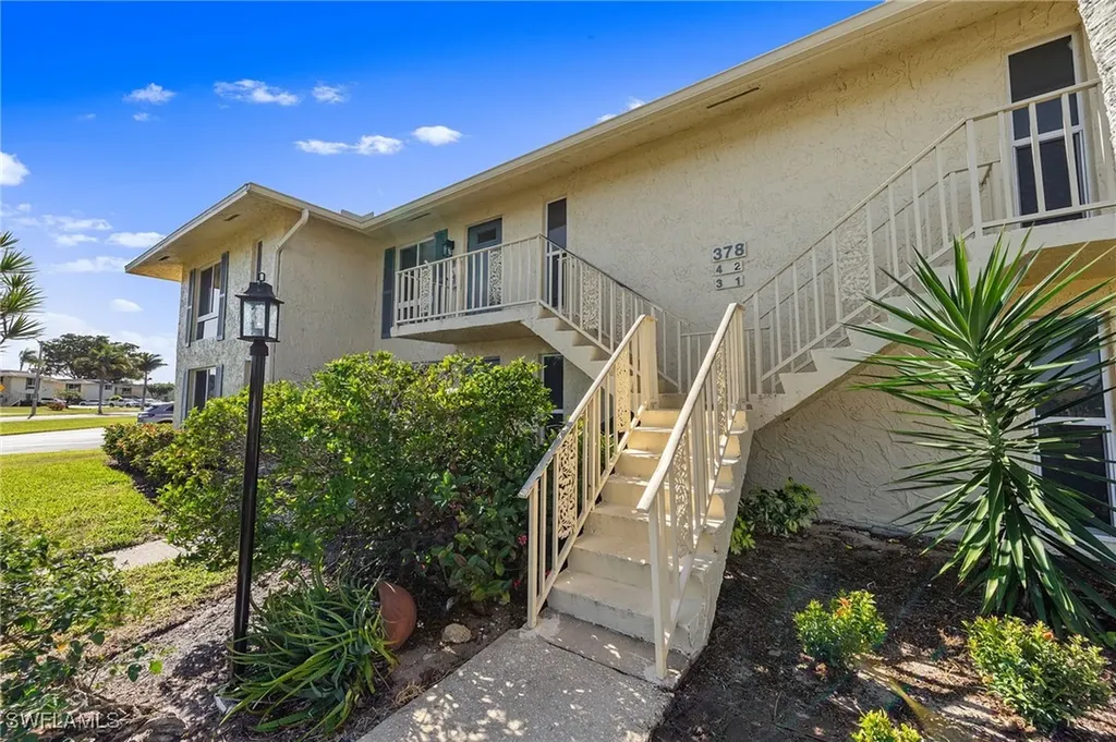 378 Palm Drive Naples FL 34112