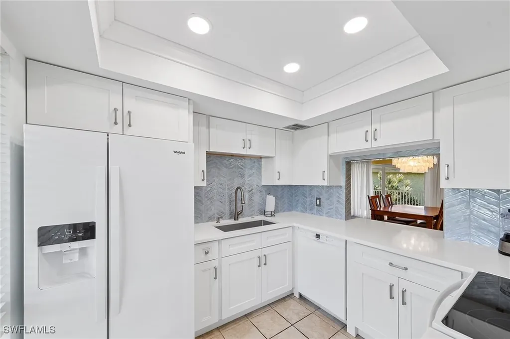 378 Palm Drive Naples FL 34112