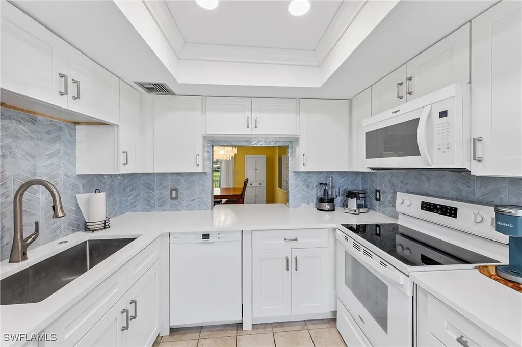 378 Palm Drive Naples FL 34112