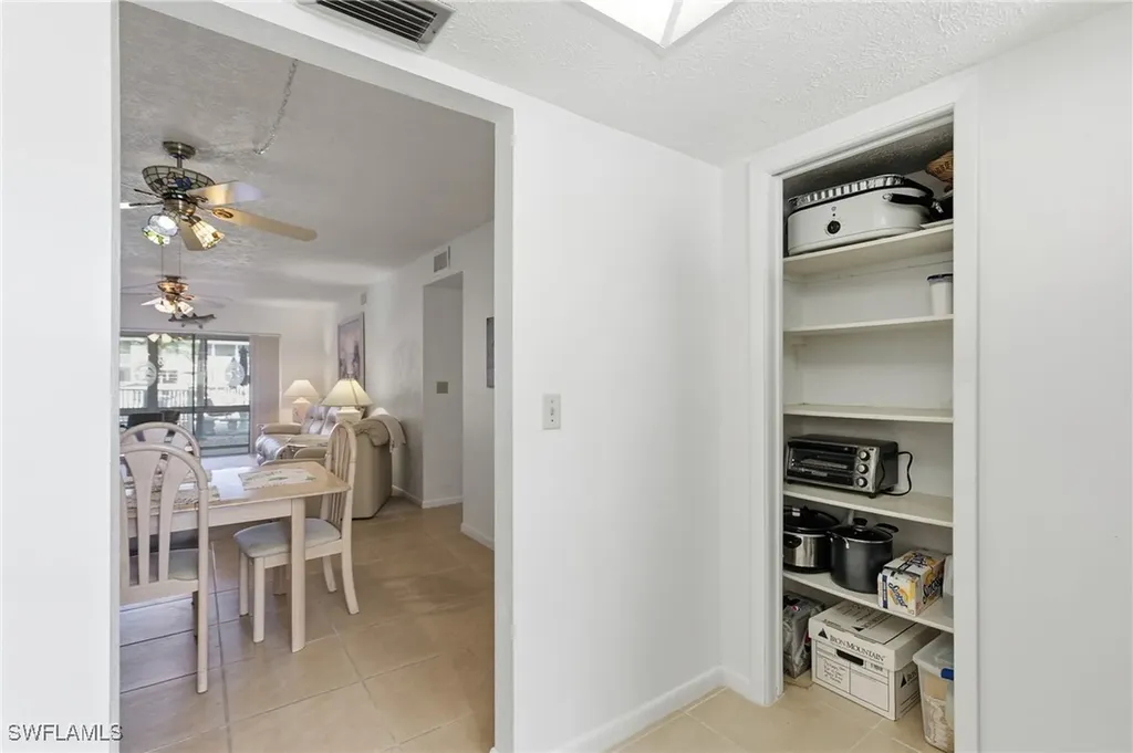 853 SE 46th Lane Cape Coral FL 33904