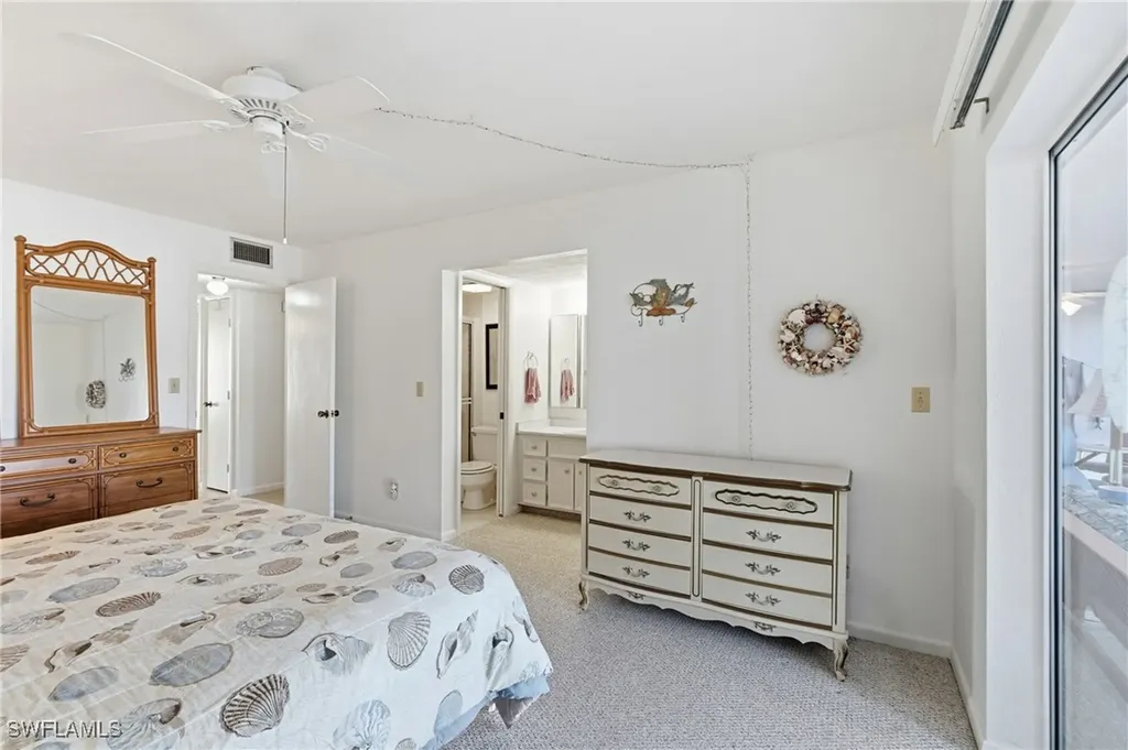 853 SE 46th Lane Cape Coral FL 33904