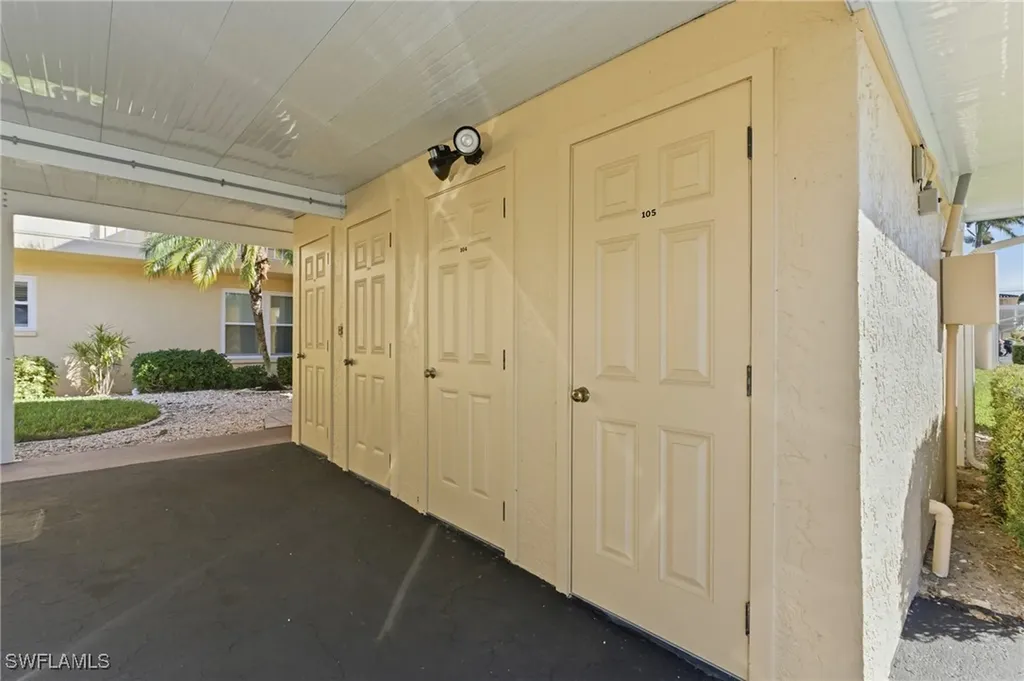 853 SE 46th Lane Cape Coral FL 33904