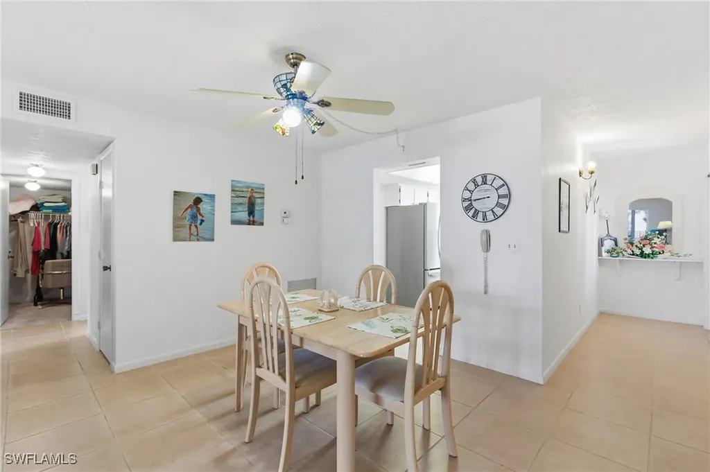 853 SE 46th Lane Cape Coral FL 33904