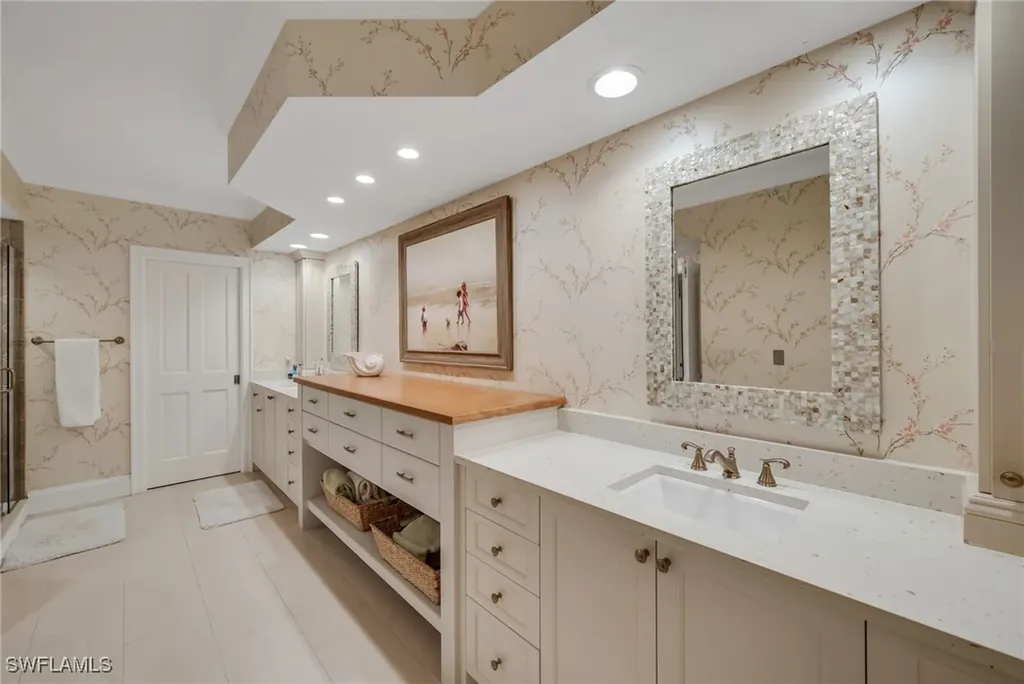 8171 Bay Colony Drive Naples FL 34108