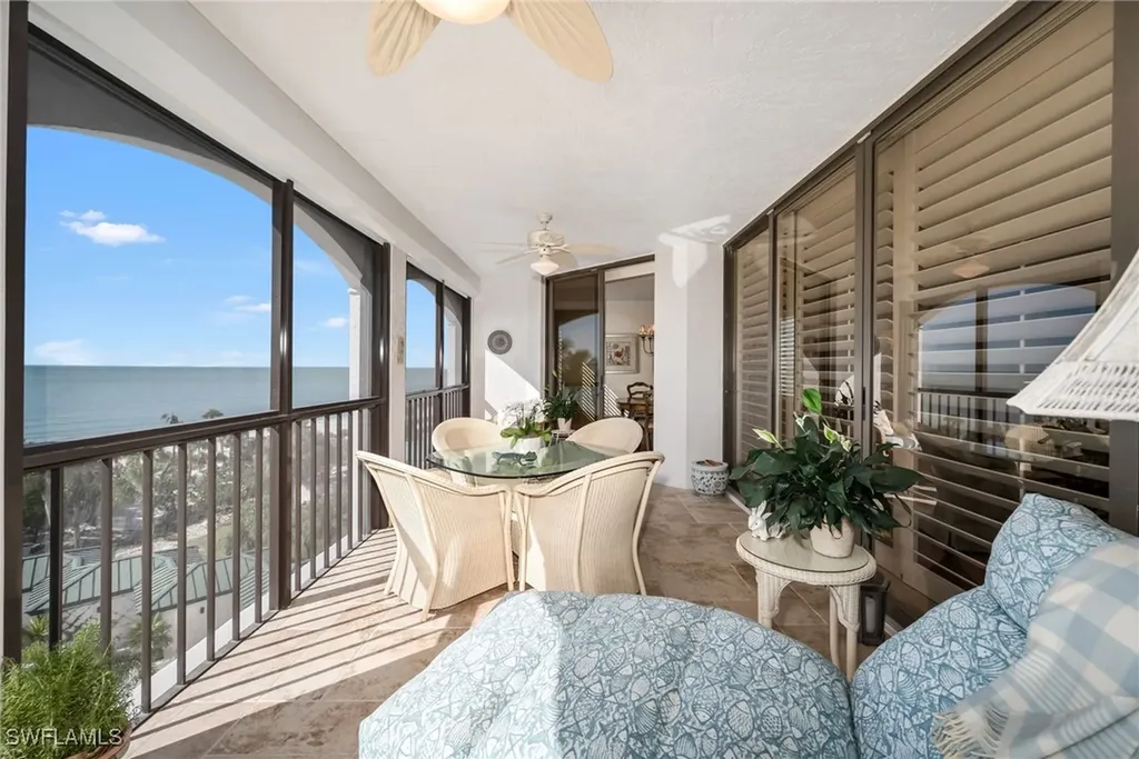 8171 Bay Colony Drive Naples FL 34108