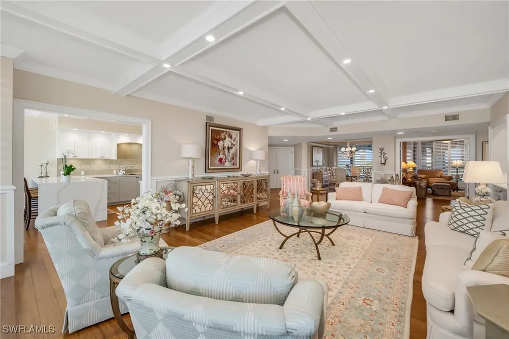 8171 Bay Colony Drive Naples FL 34108