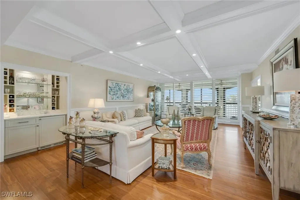 8171 Bay Colony Drive Naples FL 34108