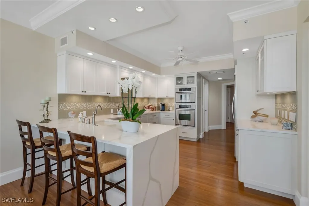 8171 Bay Colony Drive Naples FL 34108