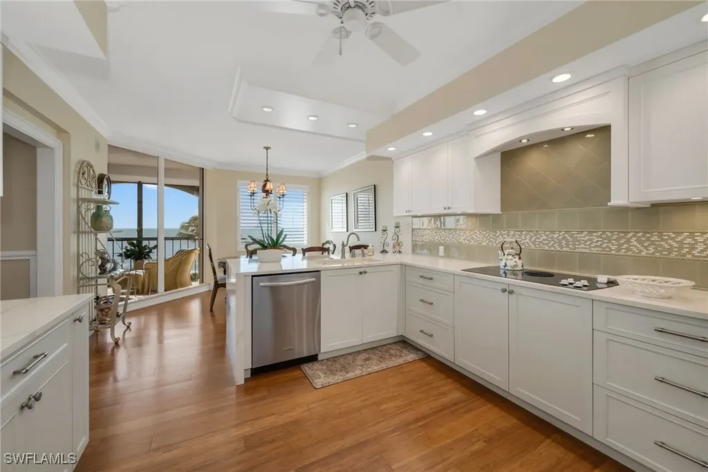 8171 Bay Colony Drive Naples FL 34108