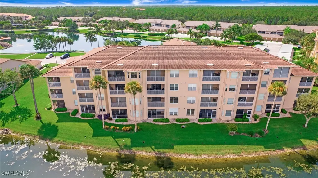 8600 Cedar Hammock Circle Naples FL 34112