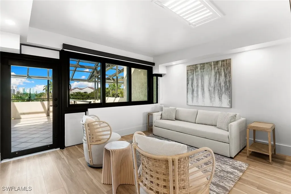 6360 Pelican Bay Boulevard Naples FL 34108