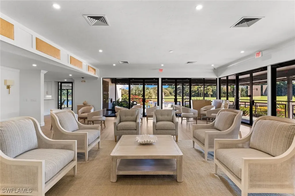 6360 Pelican Bay Boulevard Naples FL 34108