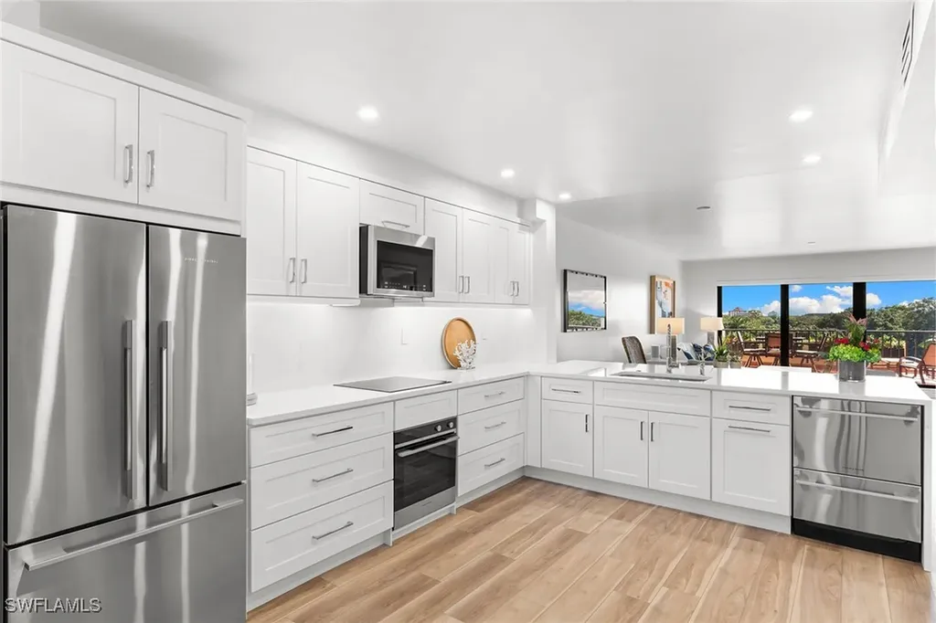 6360 Pelican Bay Boulevard Naples FL 34108