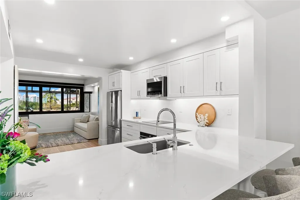 6360 Pelican Bay Boulevard Naples FL 34108