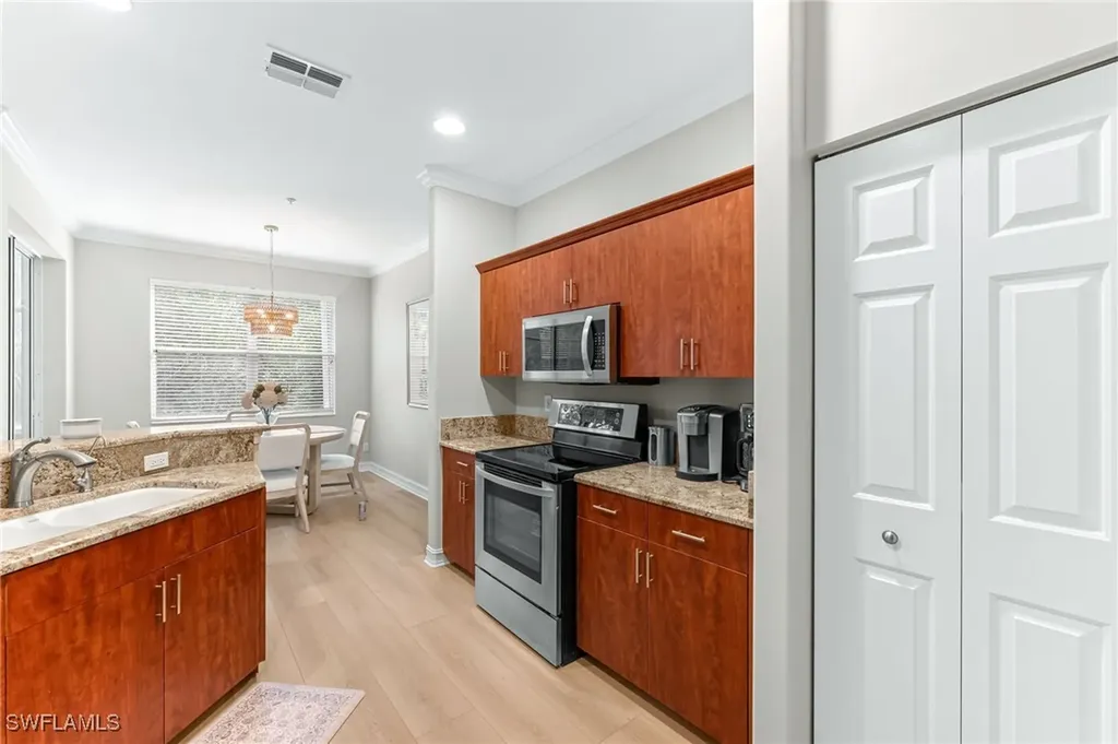 817 Carrick Bend Circle Naples FL 34110