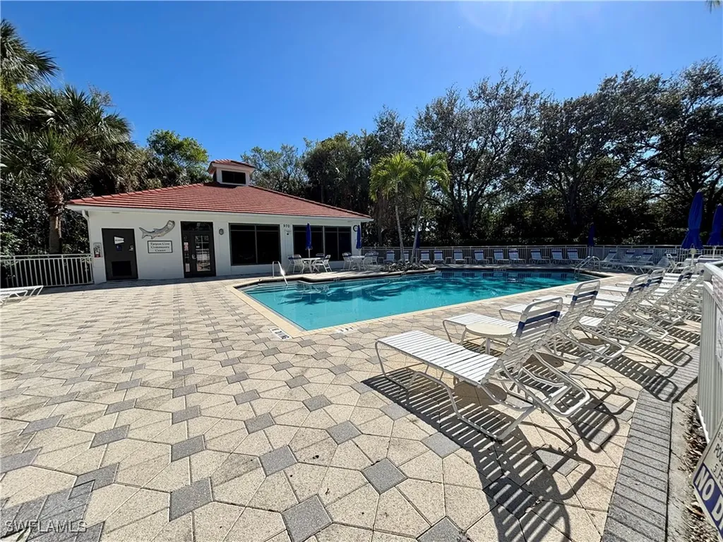 817 Carrick Bend Circle Naples FL 34110