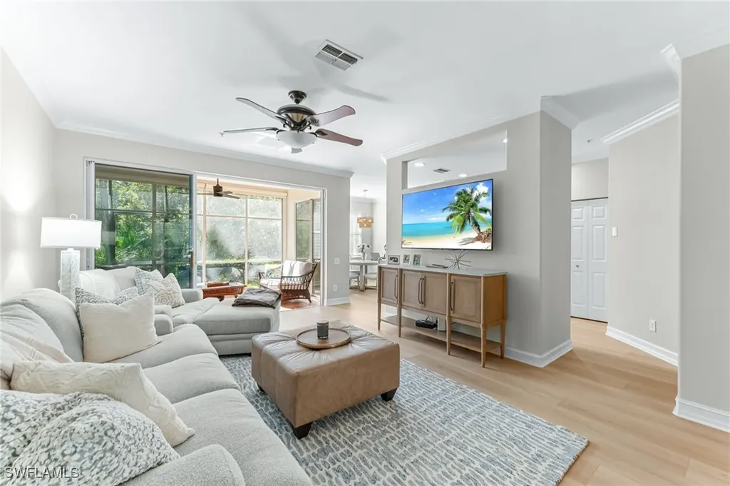 817 Carrick Bend Circle Naples FL 34110