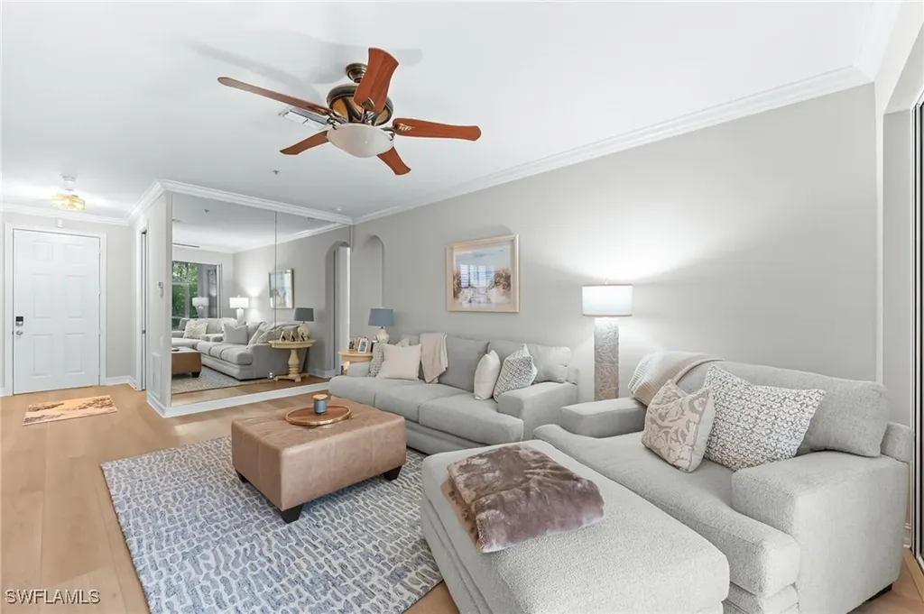 817 Carrick Bend Circle Naples FL 34110