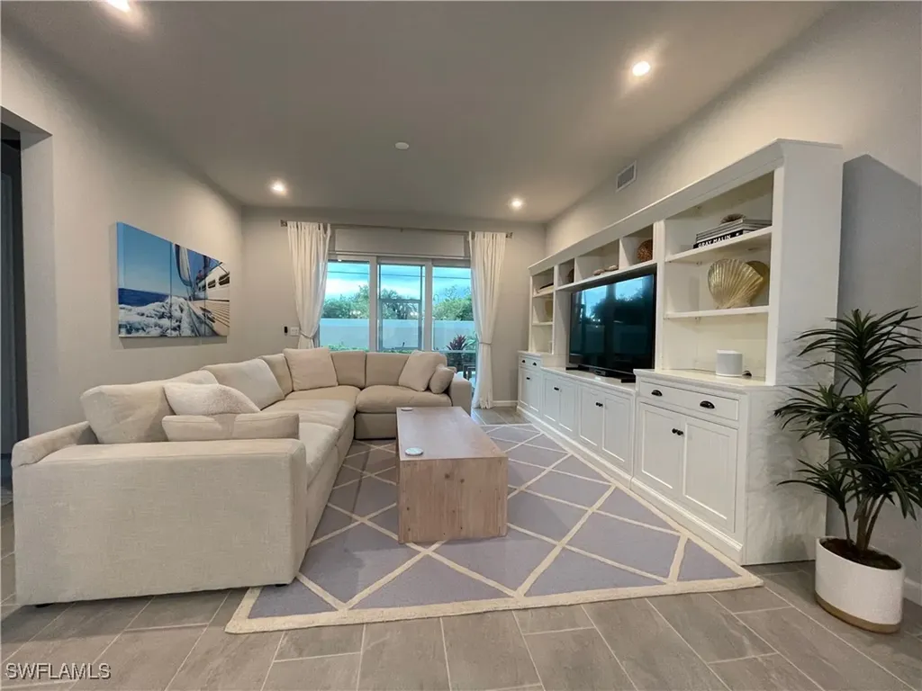 4676 Arboretum Circle Naples FL 34112