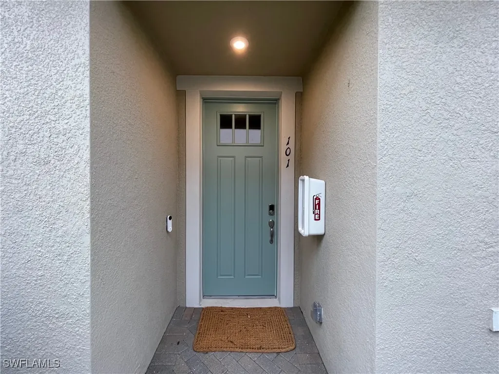 4676 Arboretum Circle Naples FL 34112