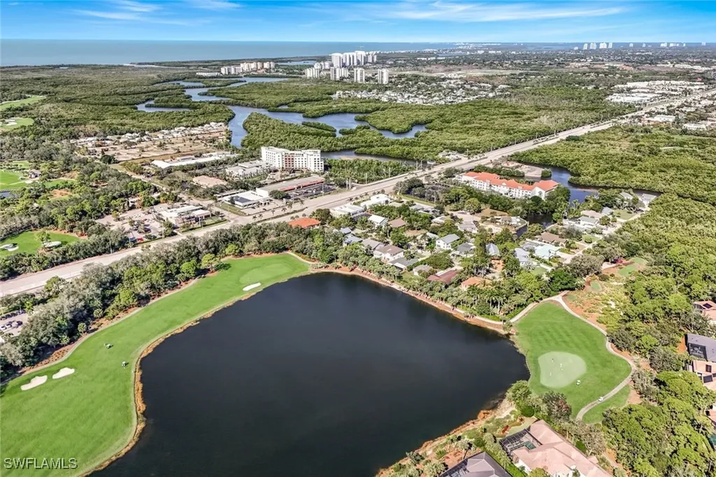 59 River Court Naples FL 34110